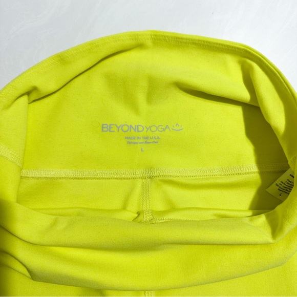 Beyond Yoga Spacedye Caught in the Midi High Waisted Legging Size L - Picture 5 of 8